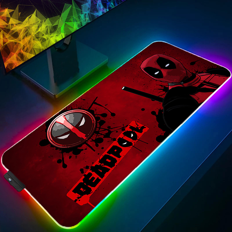 Pc Gaming Essentials - لوحة ماوس LED للألعاب بإضاءة خلفية