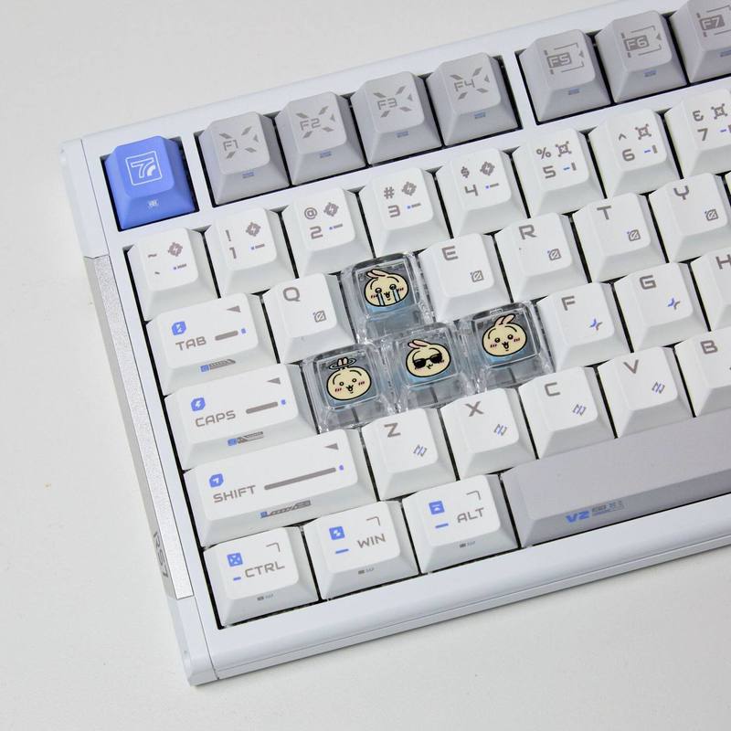 أغطية مفاتيح شفافة مصنوعة يدوي - مراجعة Pc Gaming Essentials وسعره